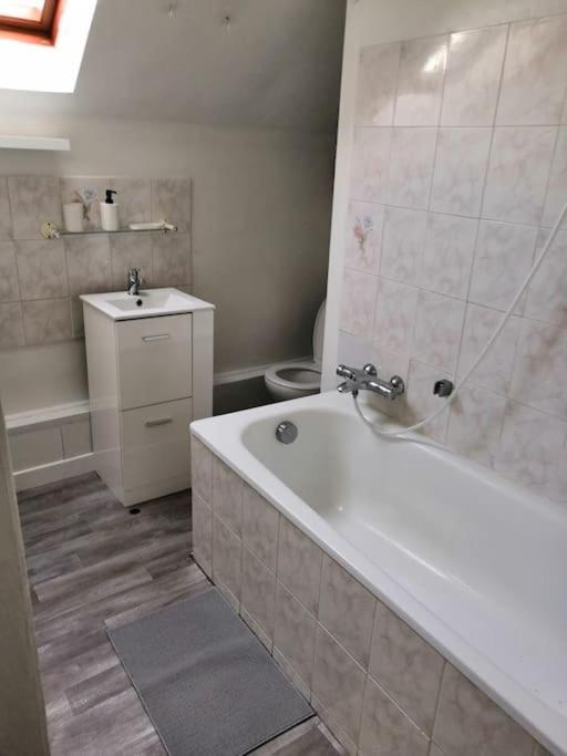 Appartement Saint Thierry Reims Exterior photo